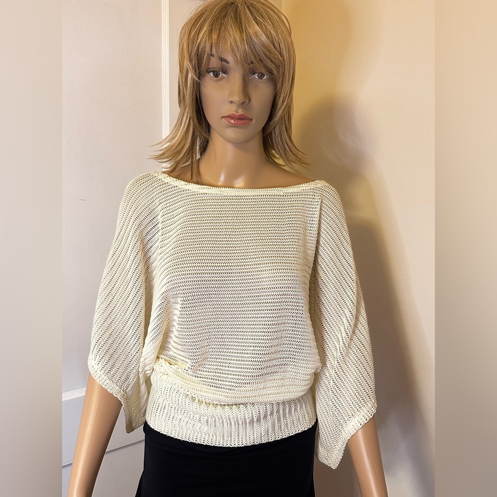 NWOT - Lipstick Women's top blouse - Size L